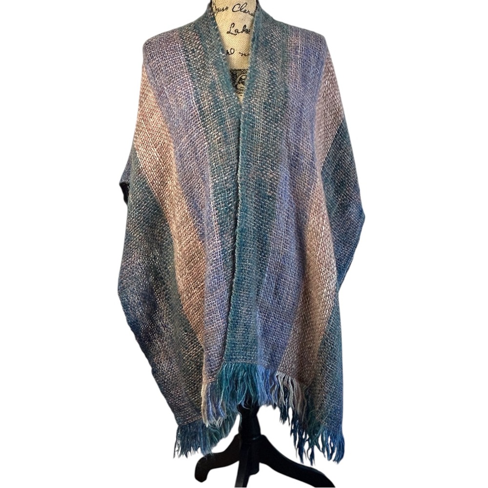 VTG ECHO Wool Multicolor Woven Ruana with Fringe Made in Uruguay